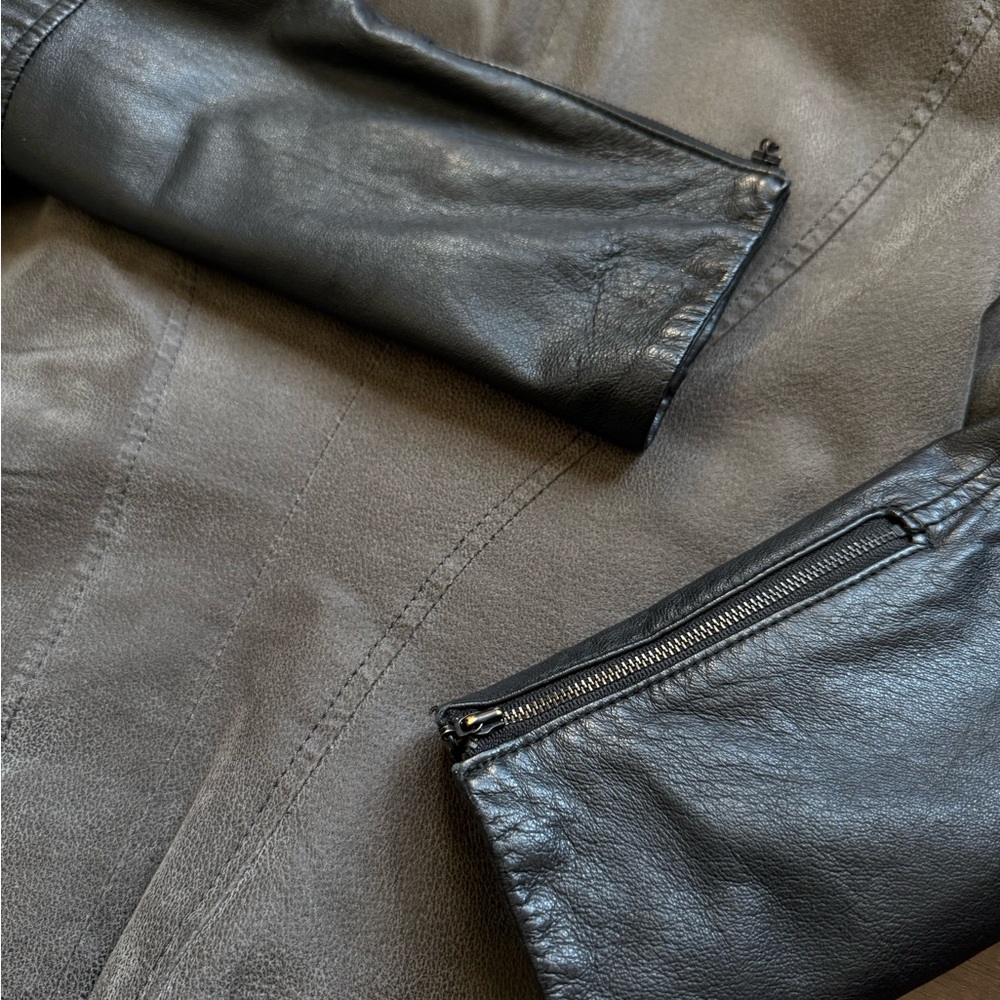 Danier Black and Gray Thinsulate Leather and Lambs Wool Trim Jacket - Picture 6 of 8